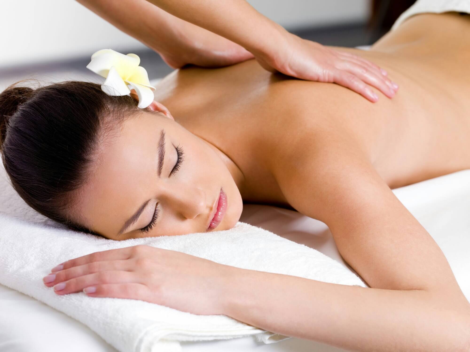 How Is Home Massage better Than Parlors ?